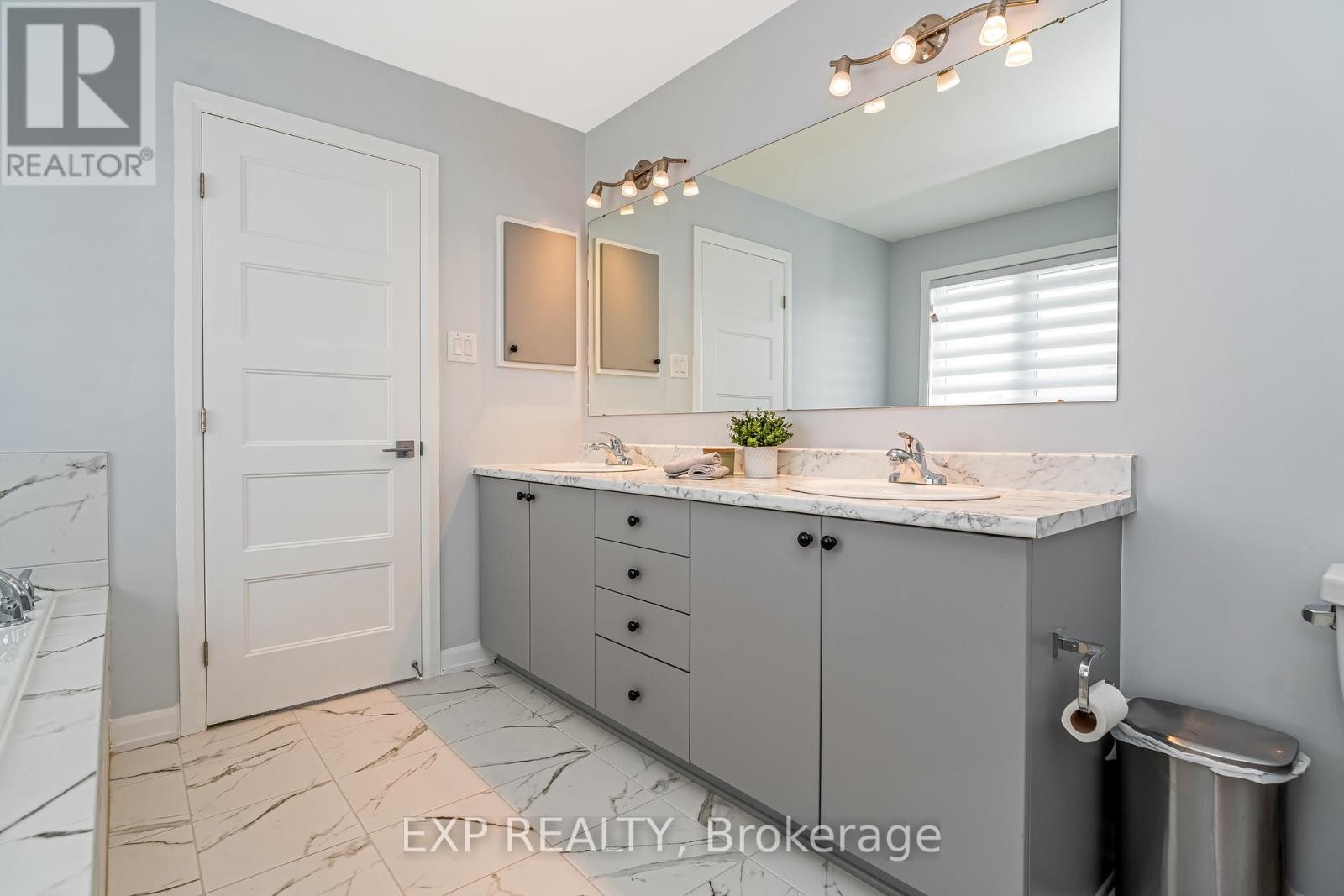 












1153 DIAMOND STREET

,
Clarence-Rockland,




Ontario
K4K0L9

