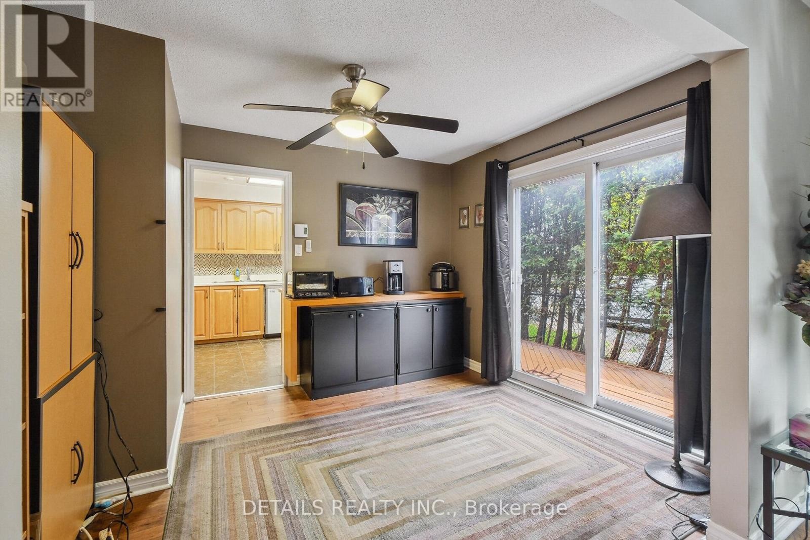 












1904 RUSSELL ROAD

,
Ottawa,




Ontario
K1G1L6

