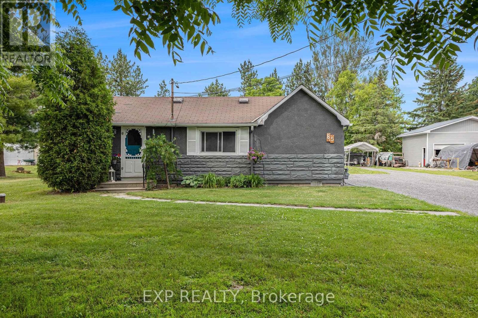 












85 MOORE STREET

,
McNab/Braeside,




Ontario
K7S1G3

