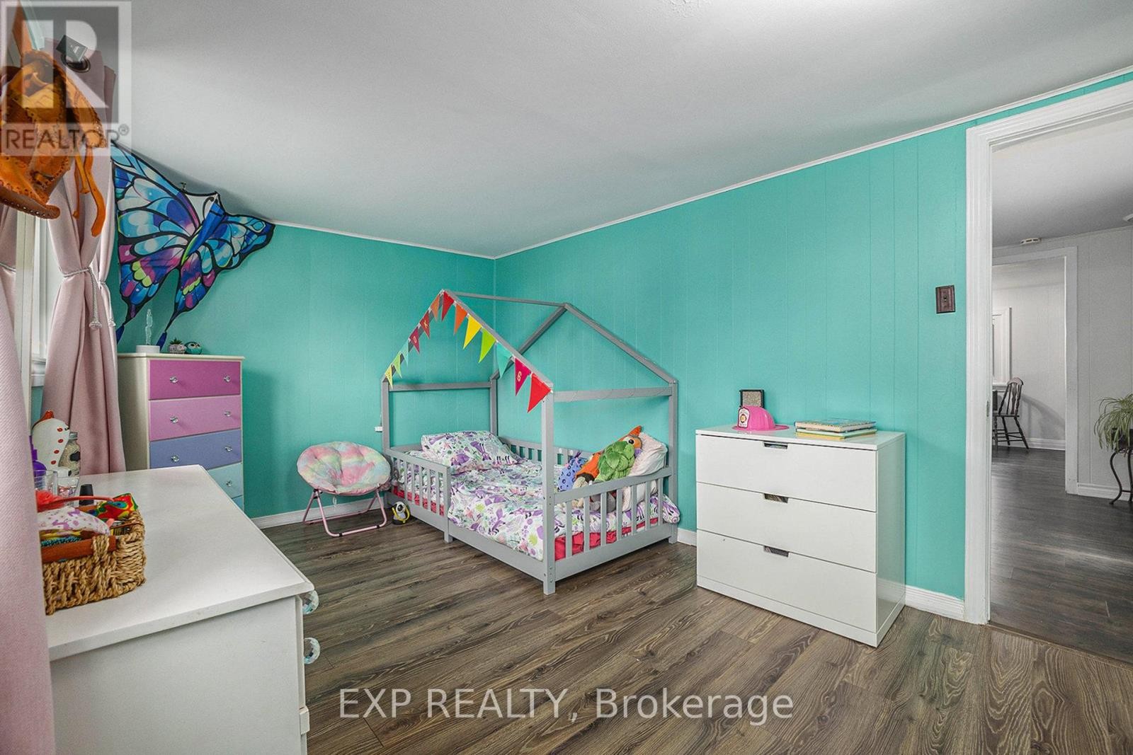 












85 MOORE STREET

,
McNab/Braeside,




Ontario
K7S1G3


