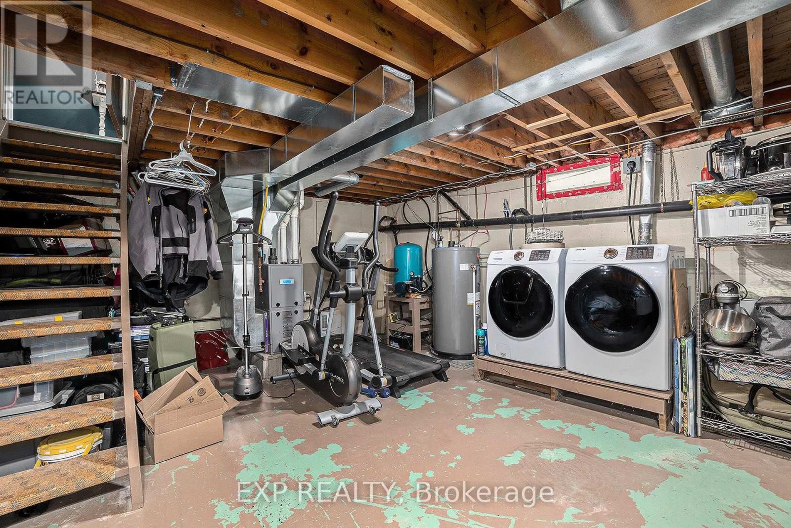 












85 MOORE STREET

,
McNab/Braeside,




Ontario
K7S1G3

