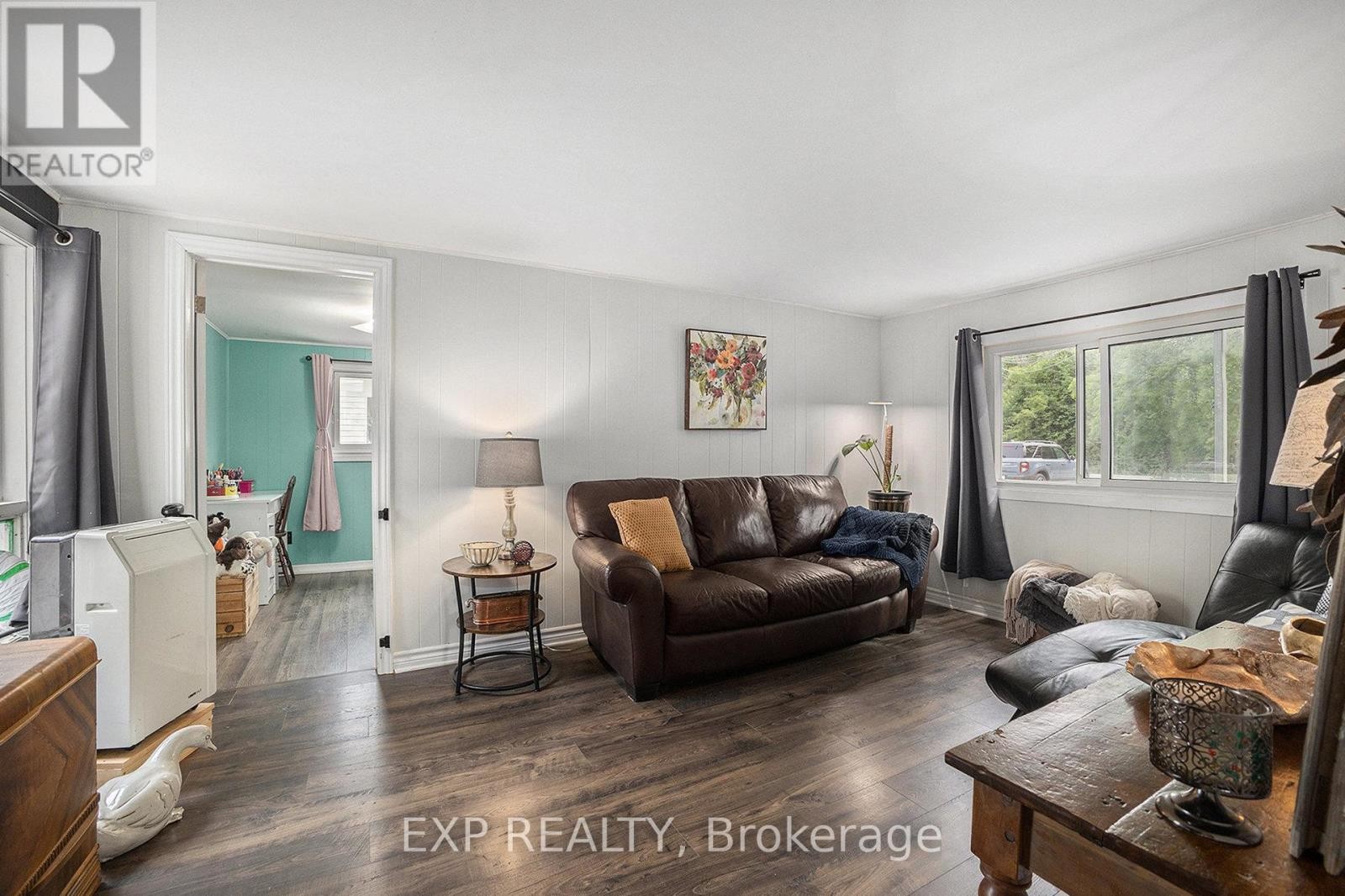 












85 MOORE STREET

,
McNab/Braeside,




Ontario
K7S1G3

