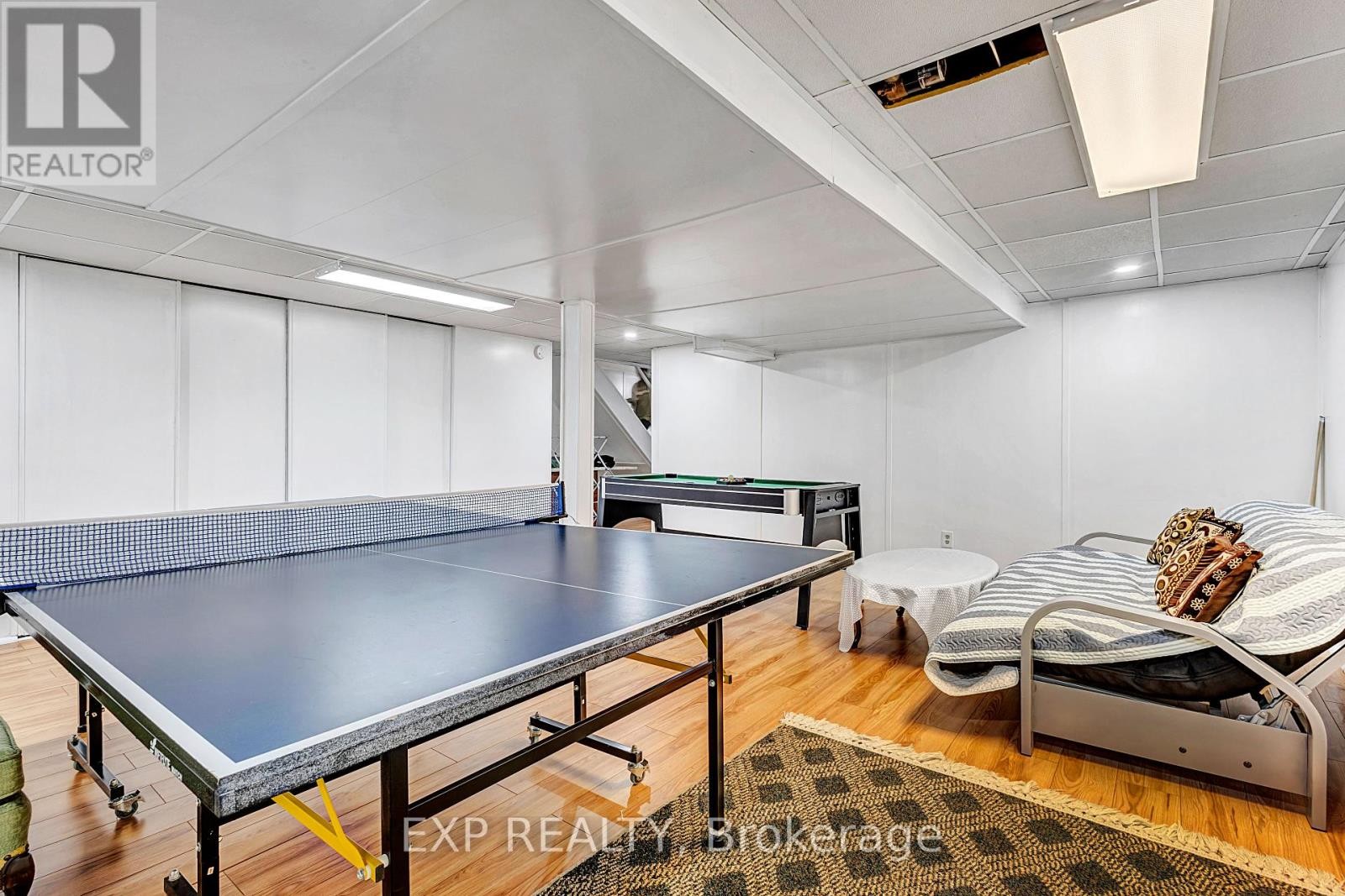 












68 RAMSGATE PRIVATE

,
Ottawa,




Ontario
K1V8M4

