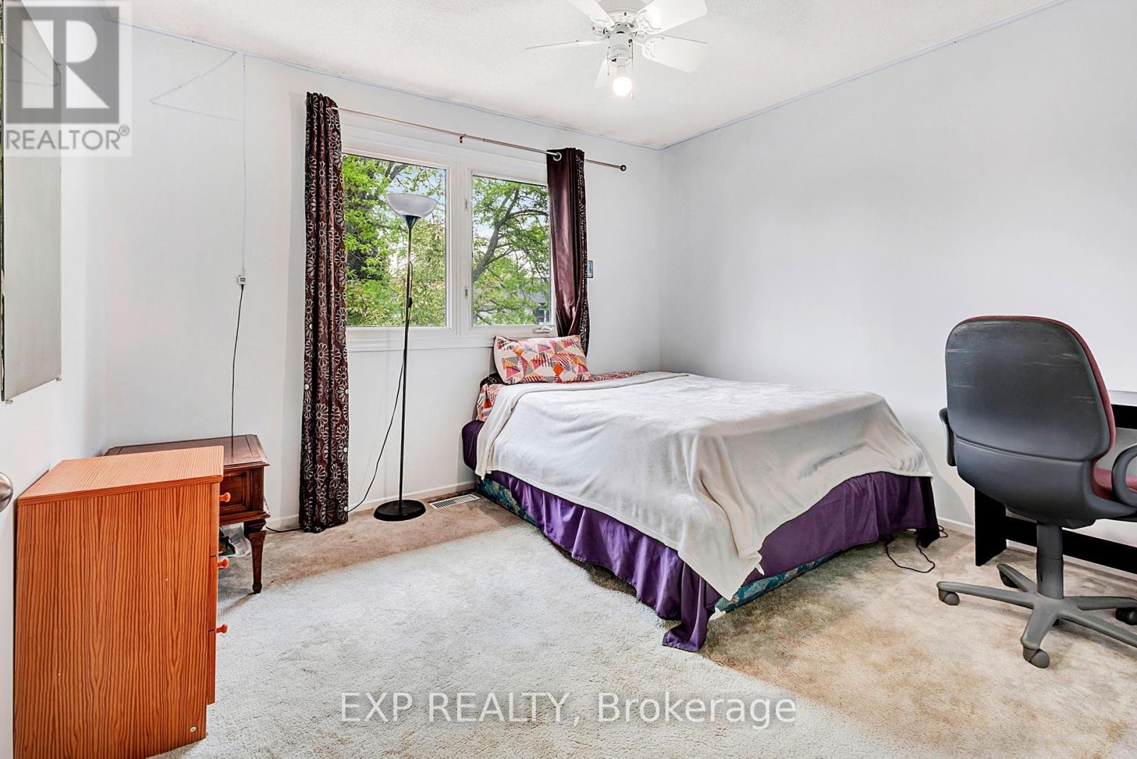 












68 RAMSGATE PRIVATE

,
Ottawa,




Ontario
K1V8M4


