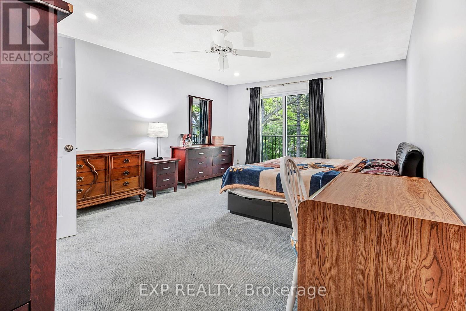 












68 RAMSGATE PRIVATE

,
Ottawa,




Ontario
K1V8M4

