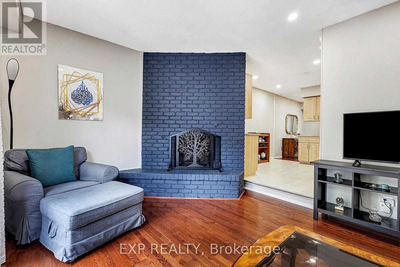 












68 RAMSGATE PRIVATE

,
Ottawa,




Ontario
K1V8M4

