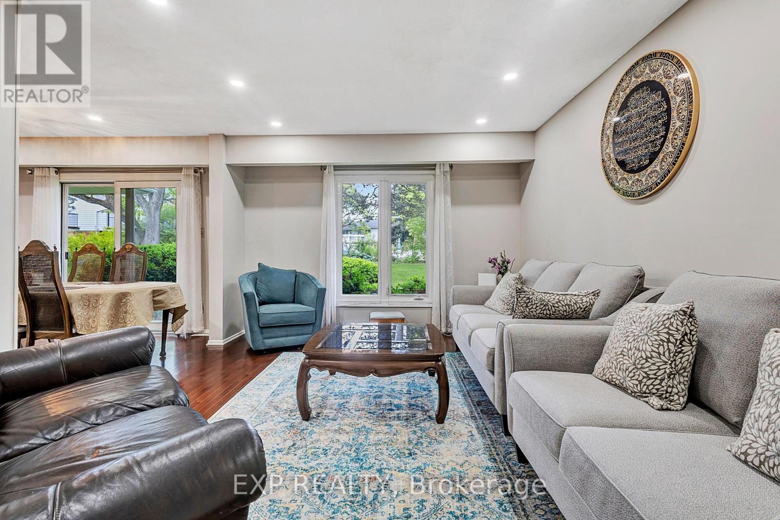 












68 RAMSGATE PRIVATE

,
Ottawa,




Ontario
K1V8M4

