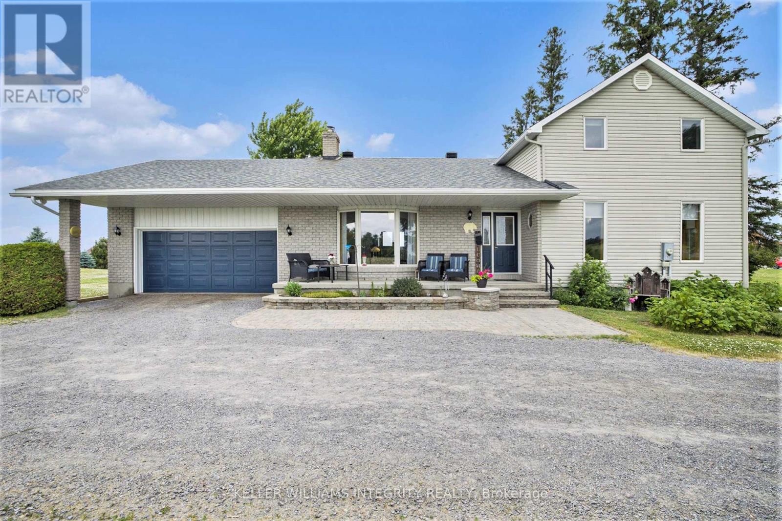 












4045 HIGHWAY 17

,
Arnprior,




Ontario
K7S3G7

