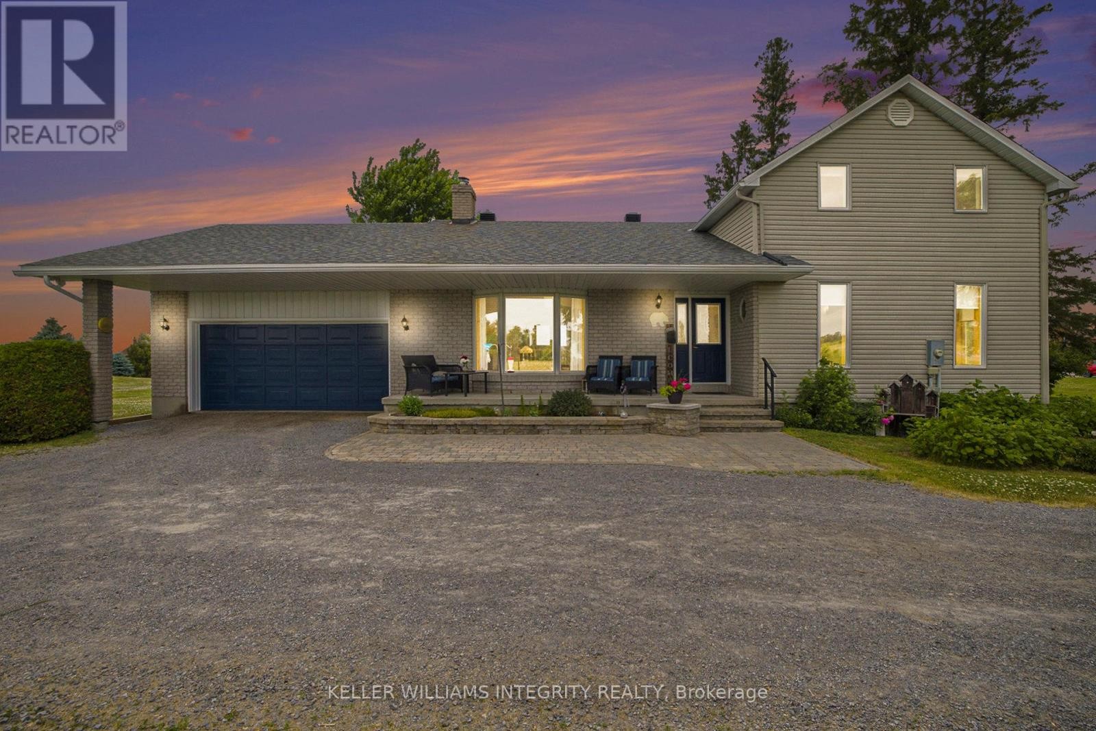 












4045 HIGHWAY 17

,
Arnprior,




Ontario
K7S3G7

