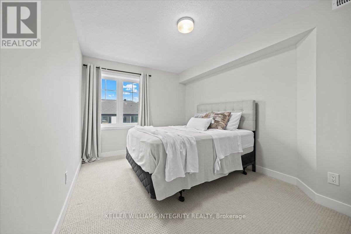 












705 CHROMITE PRIVATE

,
Ottawa,




Ontario
K2J7J2


