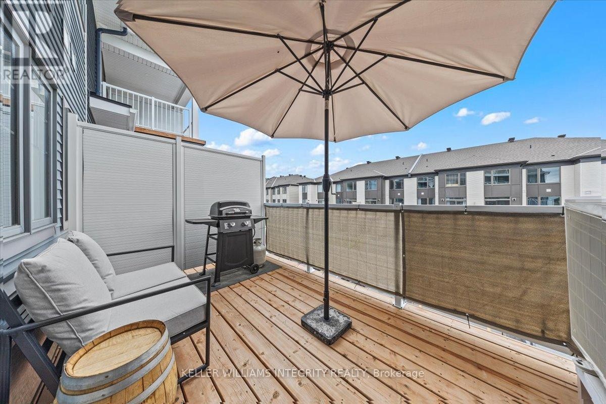 












705 CHROMITE PRIVATE

,
Ottawa,




Ontario
K2J7J2


