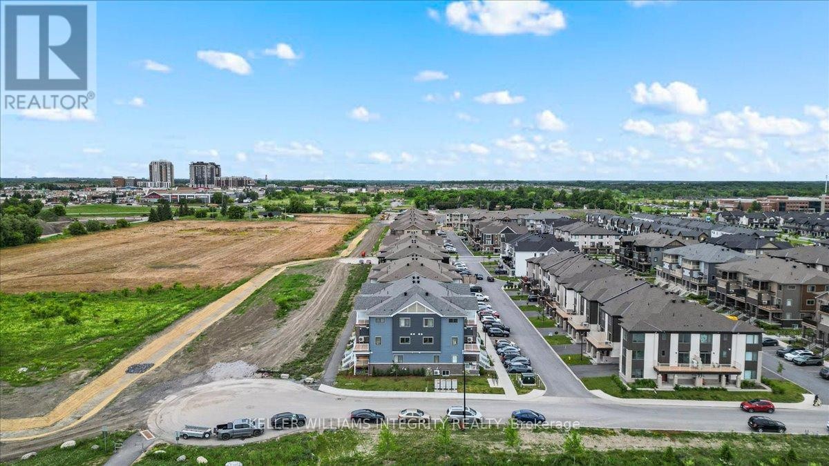 












705 CHROMITE PRIVATE

,
Ottawa,




Ontario
K2J7J2


