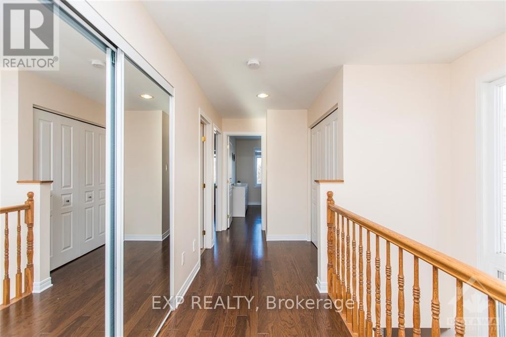 












324 PARKIN CIRCLE

,
Ottawa,




Ontario
K1T4G6

