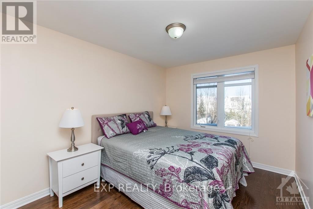 












324 PARKIN CIRCLE

,
Ottawa,




Ontario
K1T4G6


