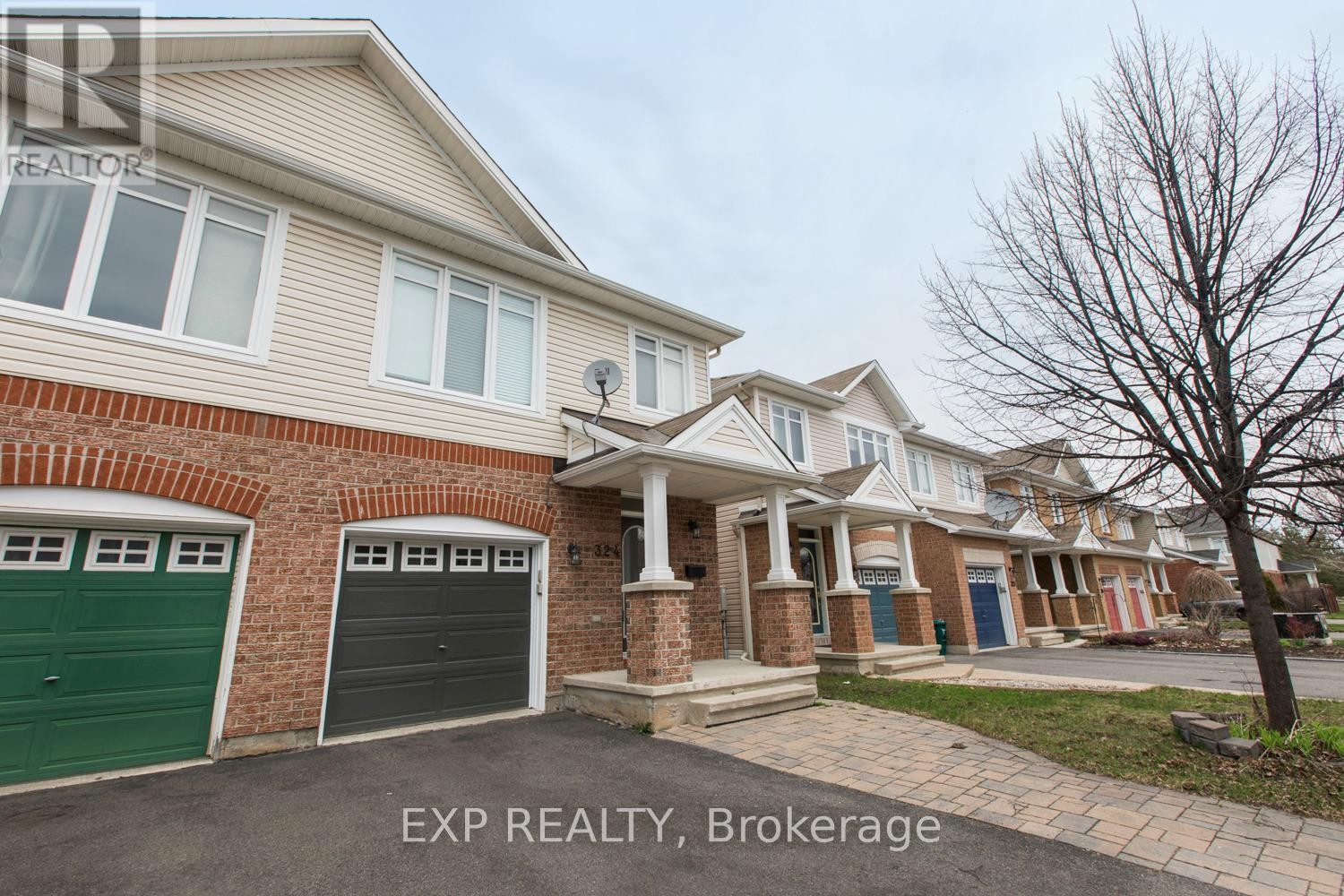 












324 PARKIN CIRCLE

,
Ottawa,




Ontario
K1T4G6


