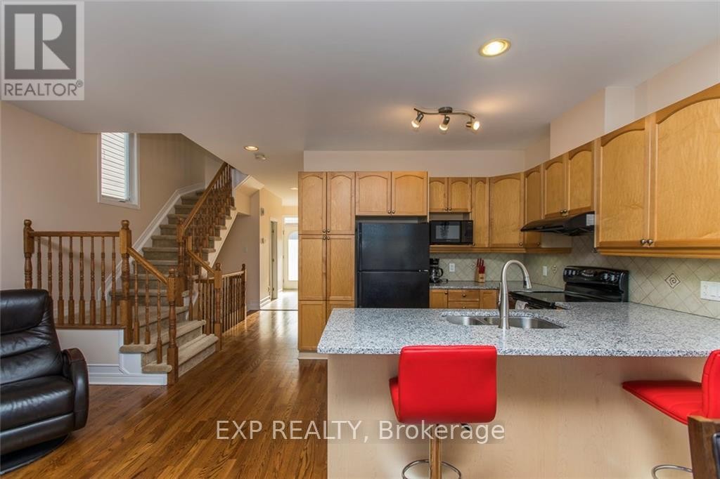 












324 PARKIN CIRCLE

,
Ottawa,




Ontario
K1T4G6

