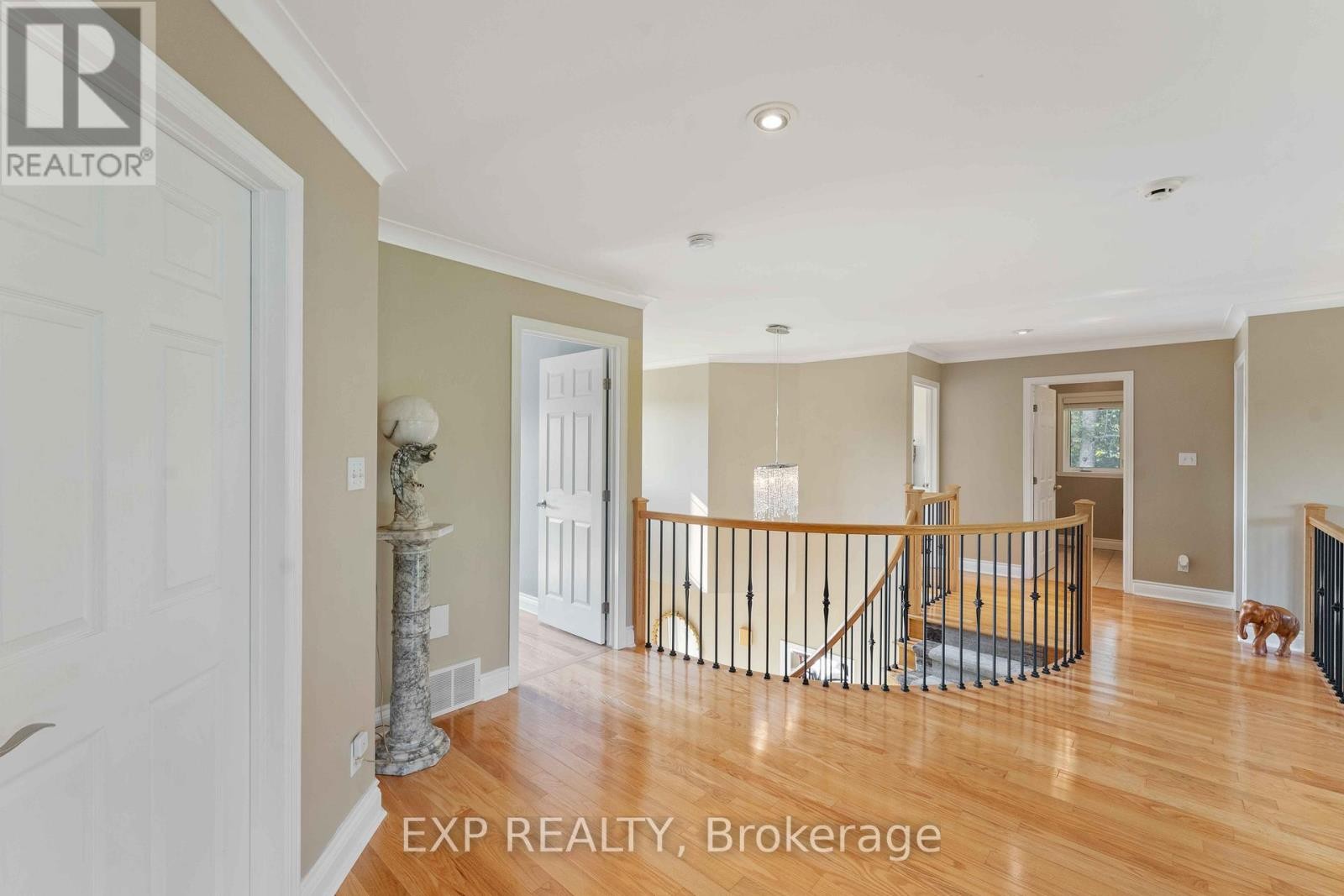












6163 ELKWOOD DRIVE

,
Ottawa,




Ontario
K4P1N1

