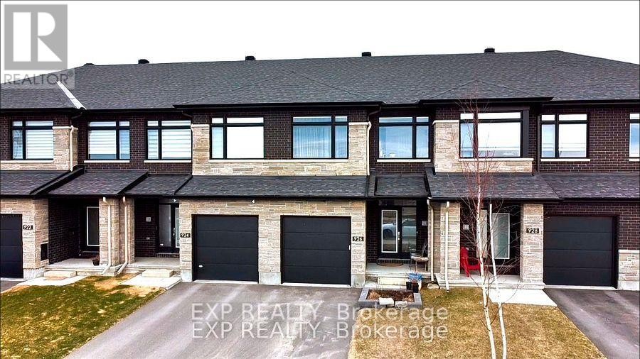 












926 BRIAN GOOD AVENUE

,
Ottawa,




Ontario
K4M0N7


