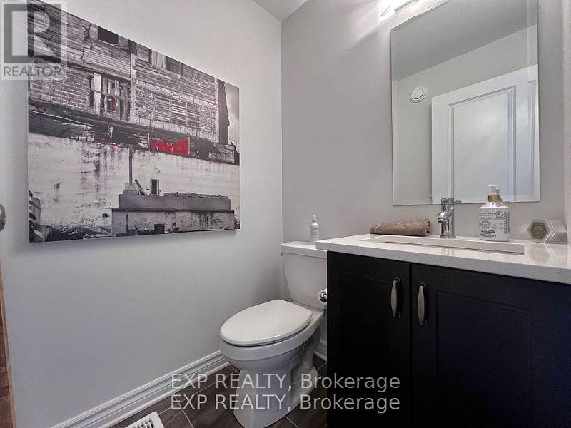 












926 BRIAN GOOD AVENUE

,
Ottawa,




Ontario
K4M0N7

