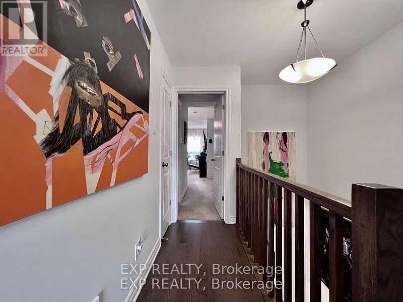 












926 BRIAN GOOD AVENUE

,
Ottawa,




Ontario
K4M0N7

