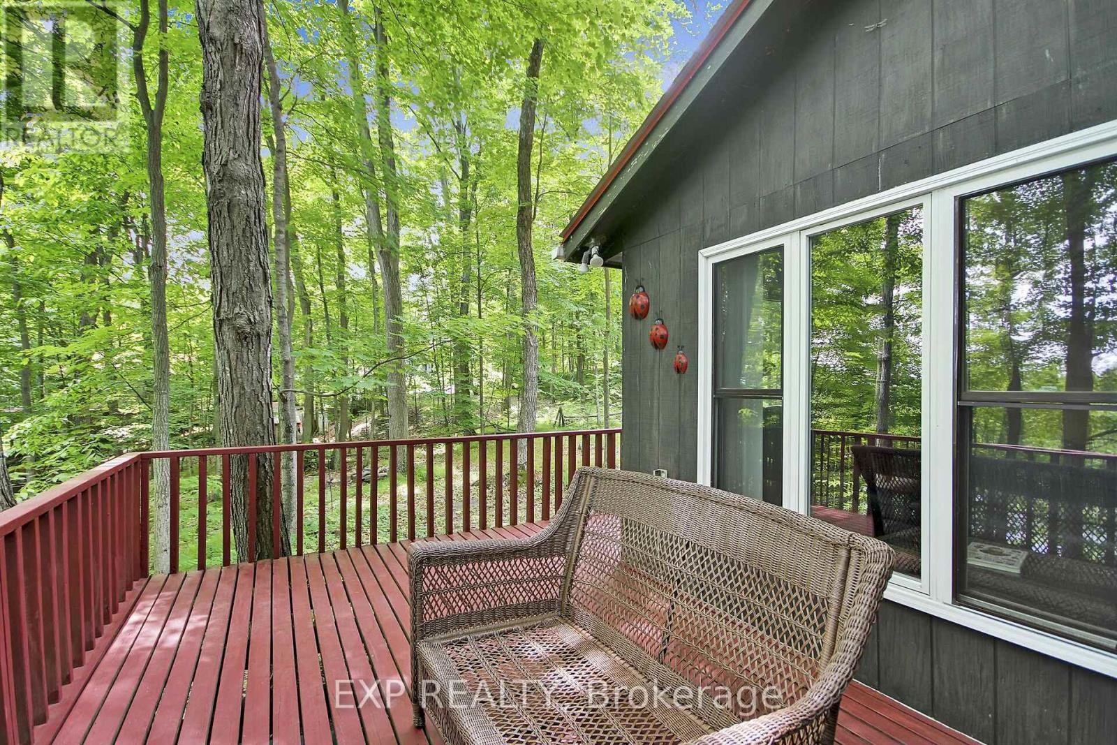 












59 FAIRHAVEN LANE

,
Frontenac (Frontenac South),




Ontario
K0H2B0

