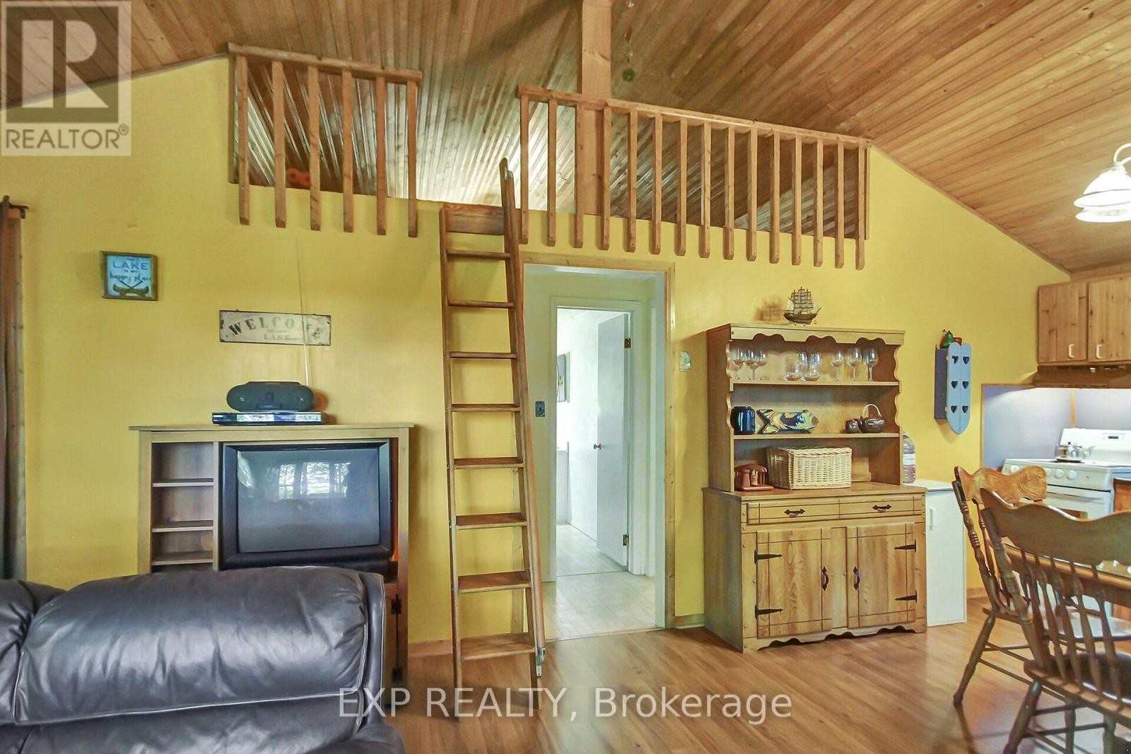 












59 FAIRHAVEN LANE

,
Frontenac (Frontenac South),




Ontario
K0H2B0


