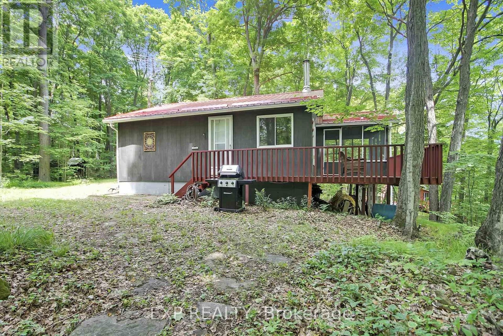 












59 FAIRHAVEN LANE

,
Frontenac (Frontenac South),




Ontario
K0H2B0


