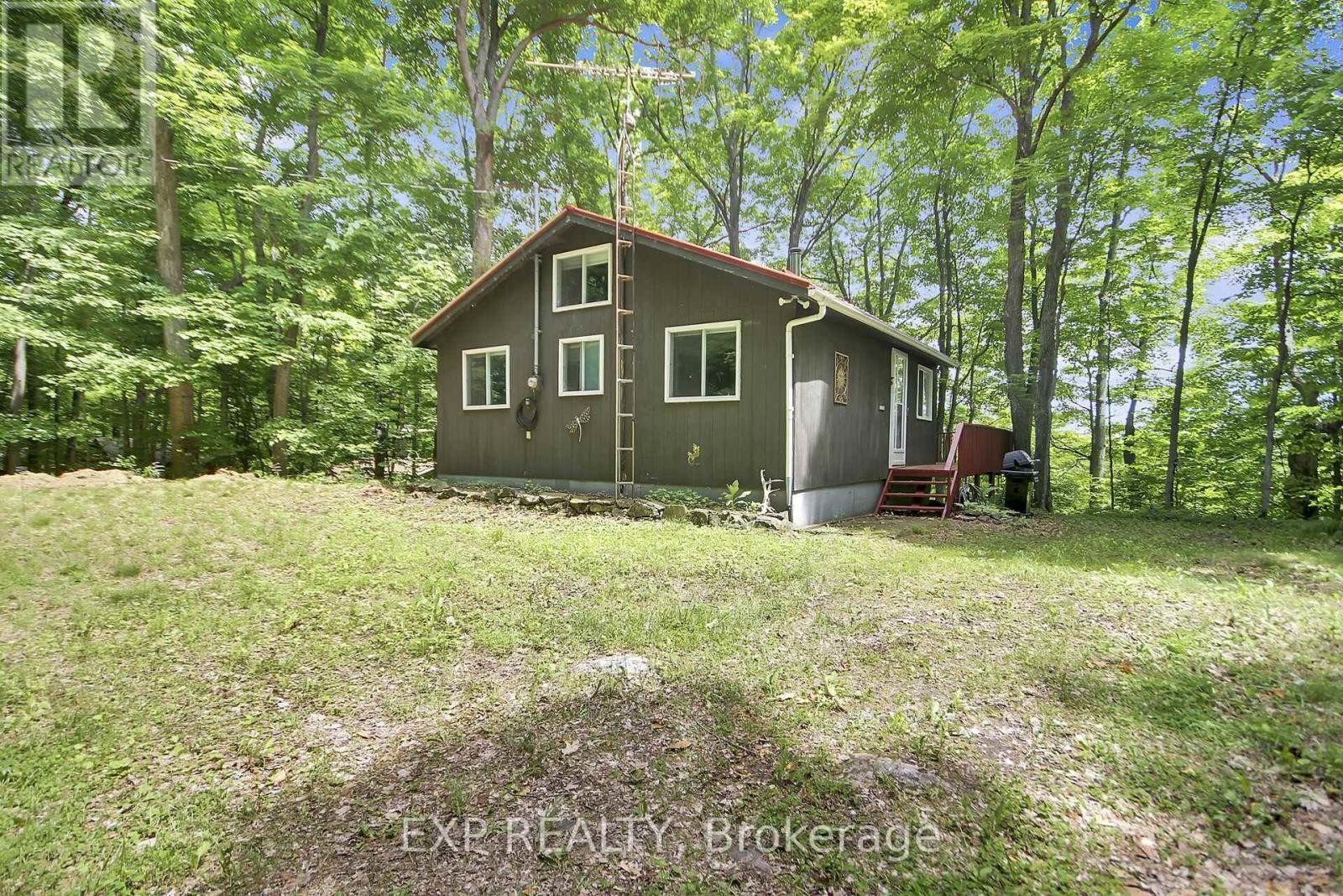 












59 FAIRHAVEN LANE

,
Frontenac (Frontenac South),




Ontario
K0H2B0

