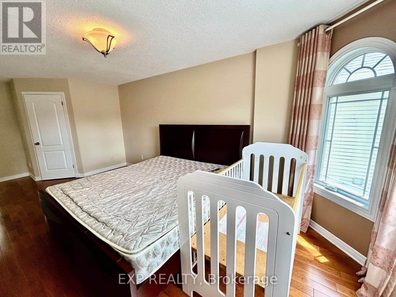 












135 PICASSO DRIVE

,
Ottawa,




Ontario
K1G5S9

