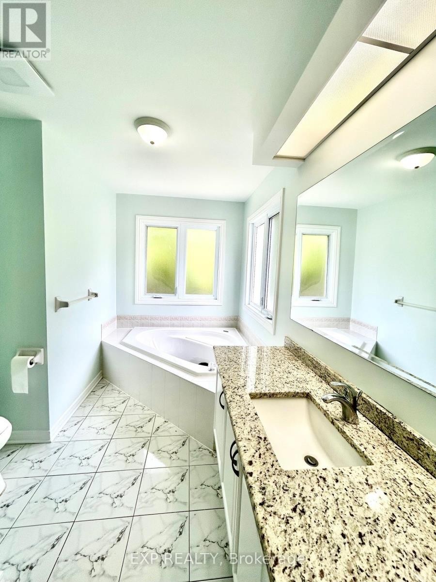 












135 PICASSO DRIVE

,
Ottawa,




Ontario
K1G5S9

