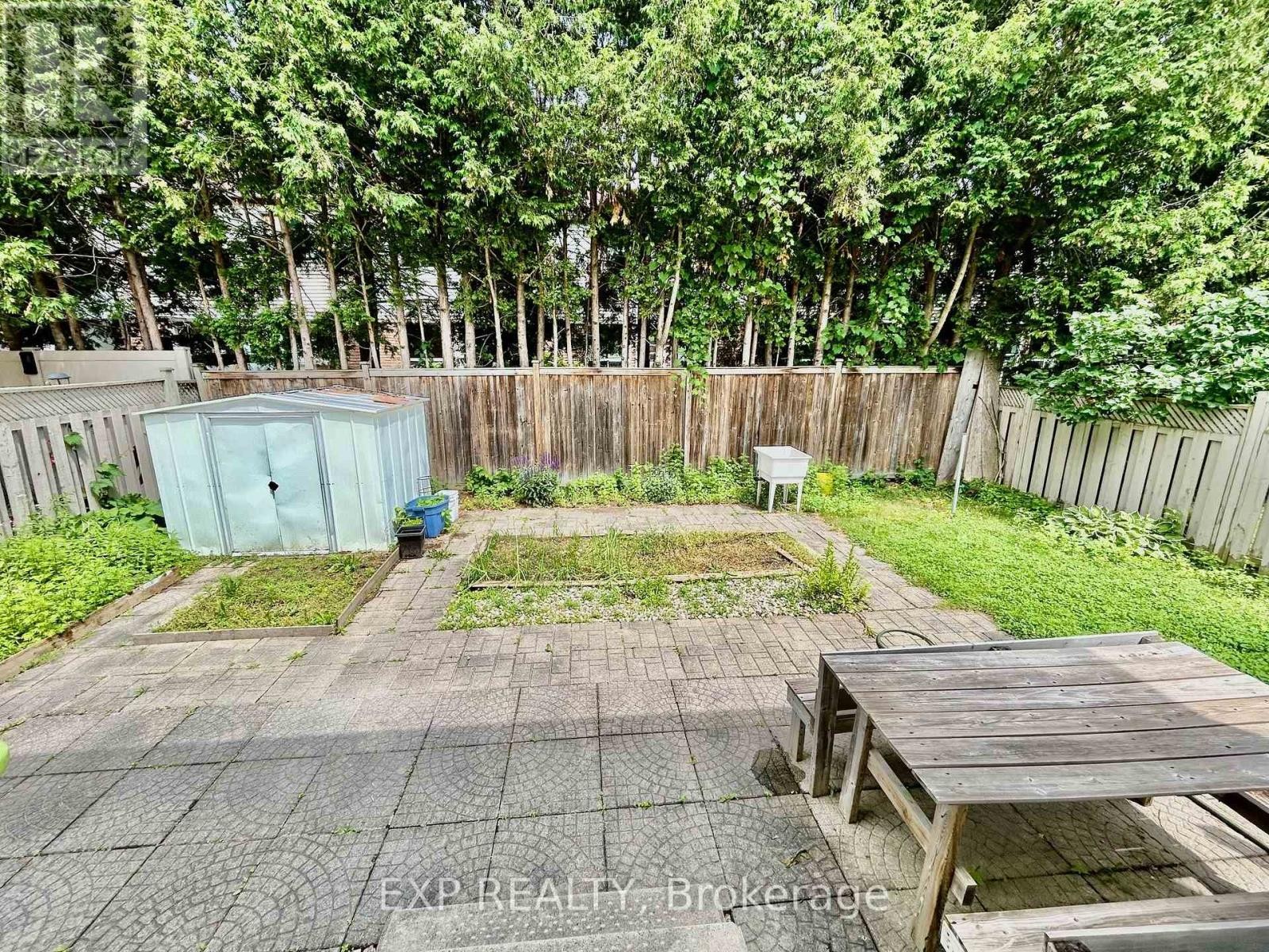 












135 PICASSO DRIVE

,
Ottawa,




Ontario
K1G5S9

