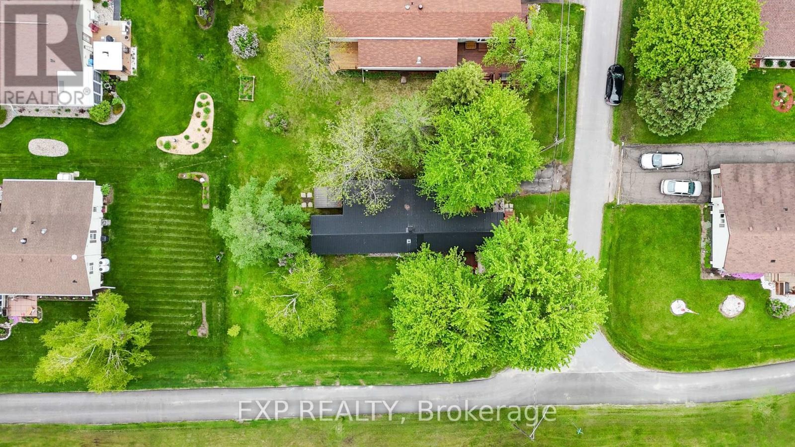 












5 EVERGREEN LANE

,
McNab/Braeside,




Ontario
K0A3L0

