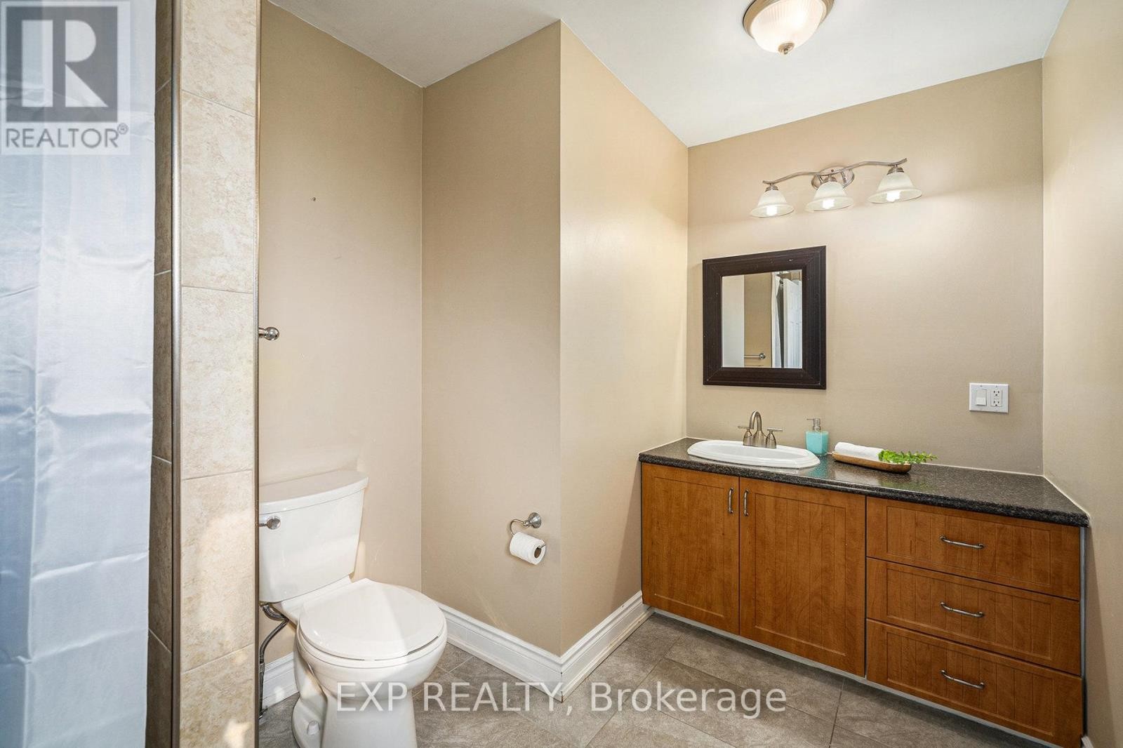 












4806 FRANK KENNY ROAD

,
Ottawa,




Ontario
K0A3H0

