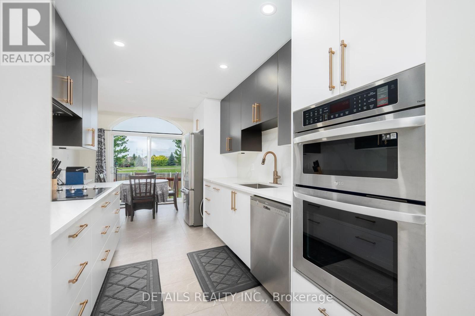 












732 CARMELLA CRESCENT

,
Ottawa,




Ontario
K4A4V8

