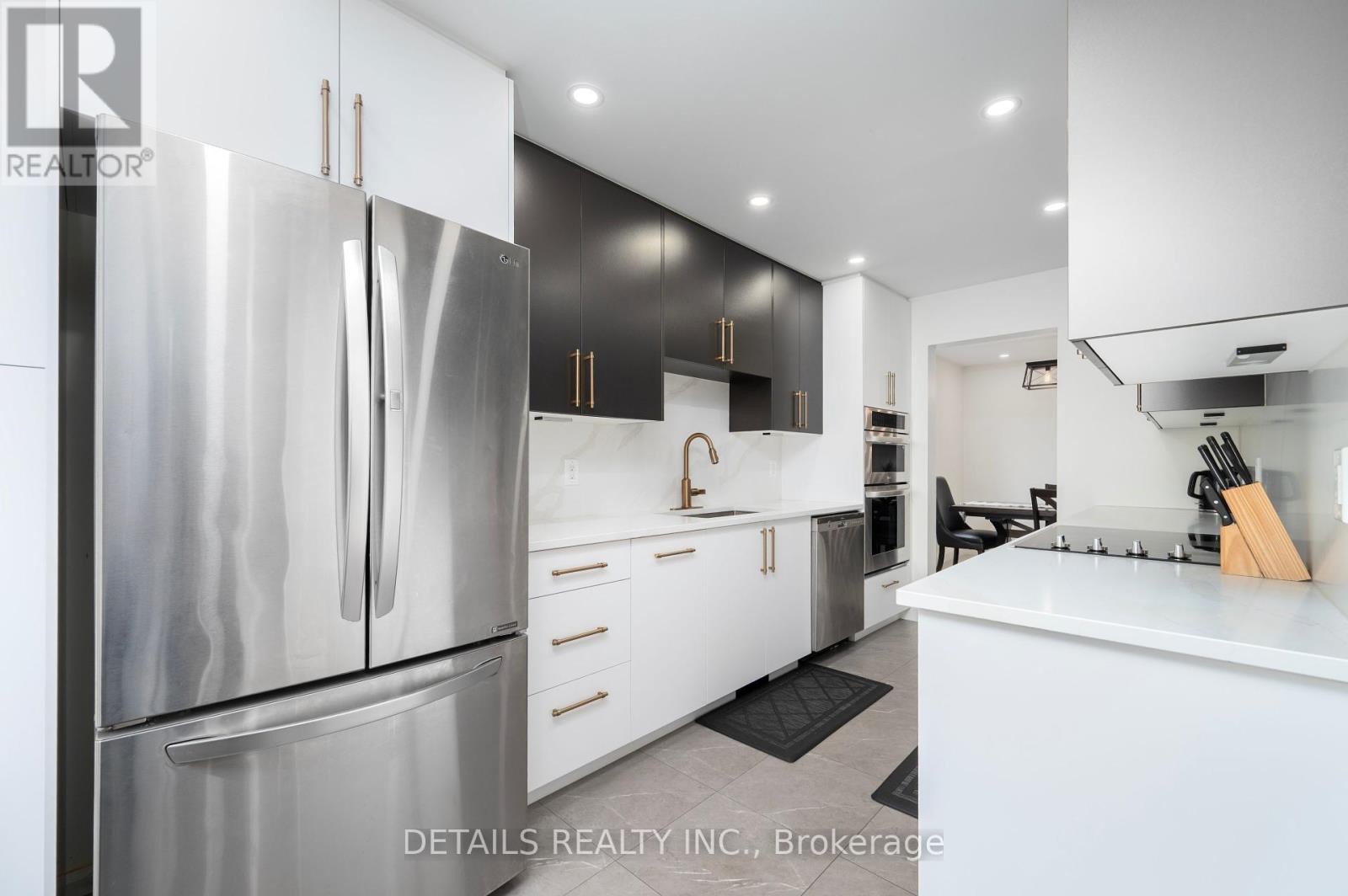 












732 CARMELLA CRESCENT

,
Ottawa,




Ontario
K4A4V8

