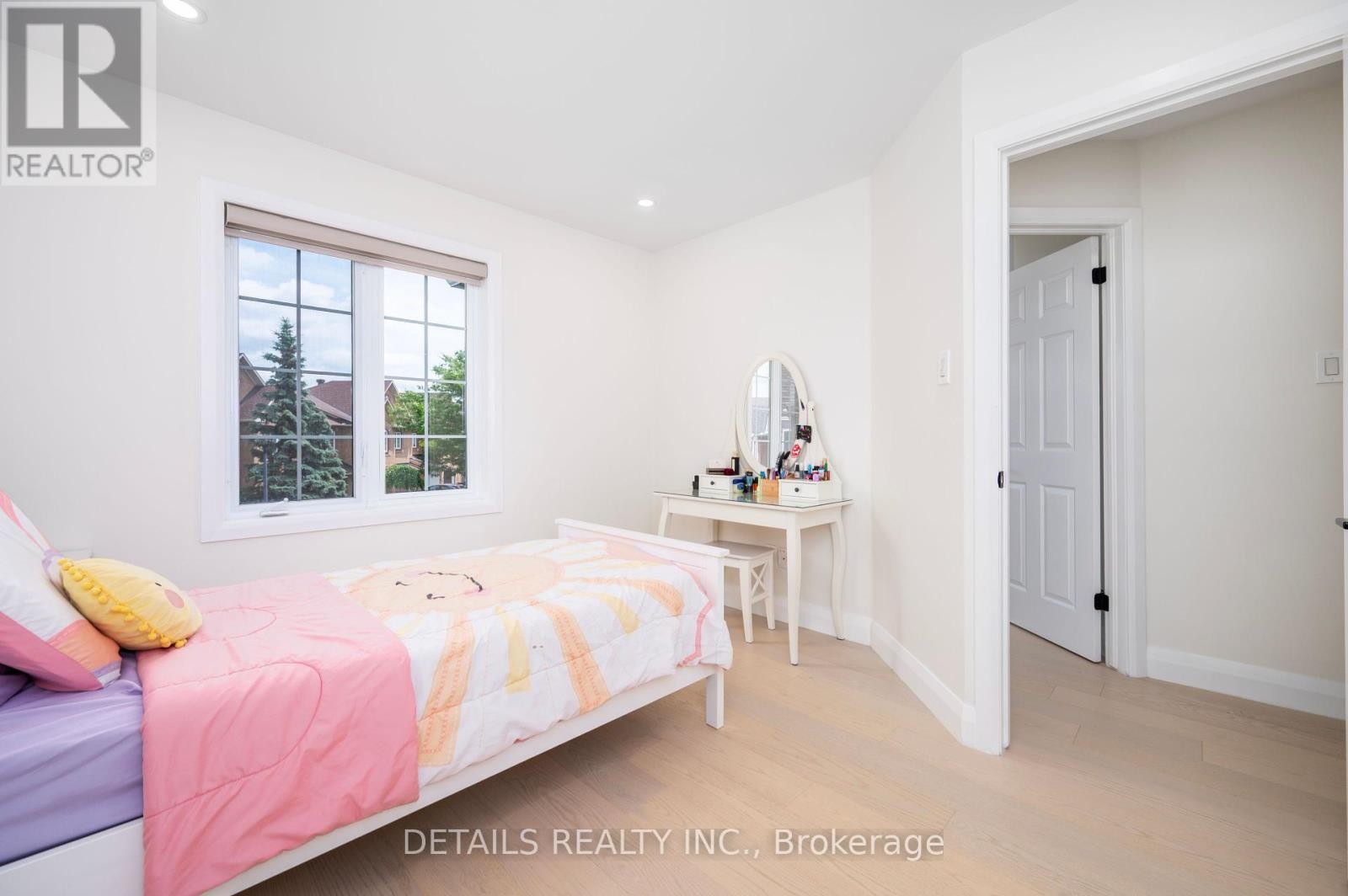 












732 CARMELLA CRESCENT

,
Ottawa,




Ontario
K4A4V8

