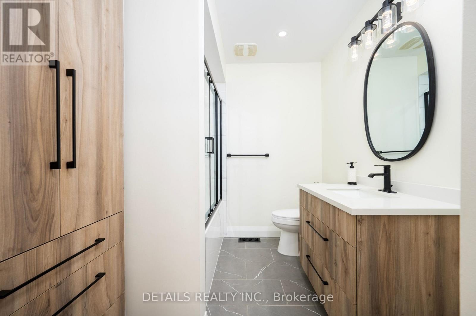 












732 CARMELLA CRESCENT

,
Ottawa,




Ontario
K4A4V8


