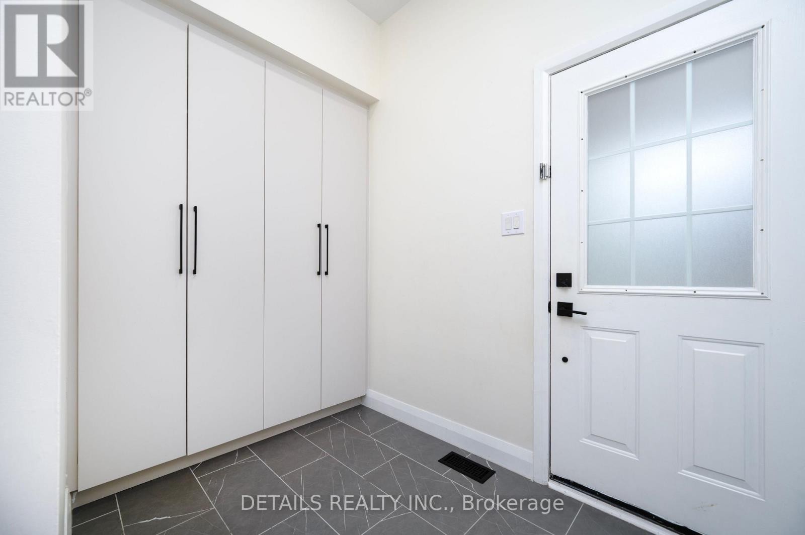 












732 CARMELLA CRESCENT

,
Ottawa,




Ontario
K4A4V8

