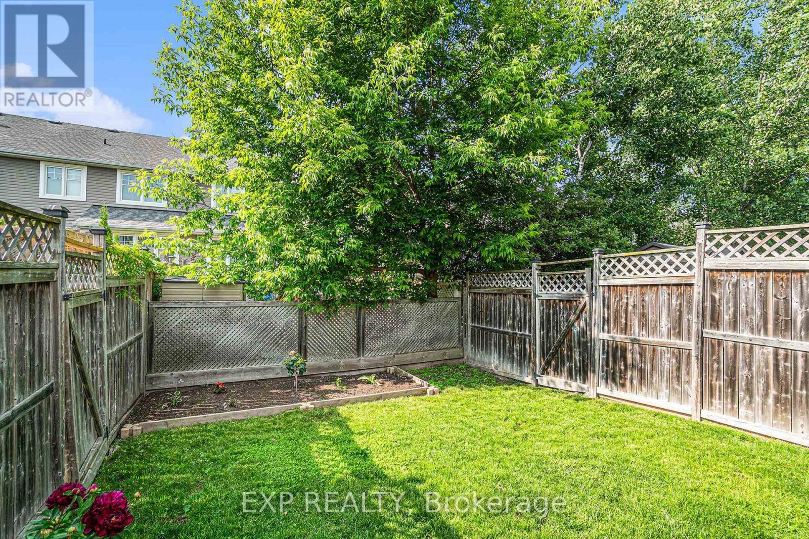 












493 ROCHEFORT CIRCLE

,
Ottawa,




Ontario
K4A0M9

