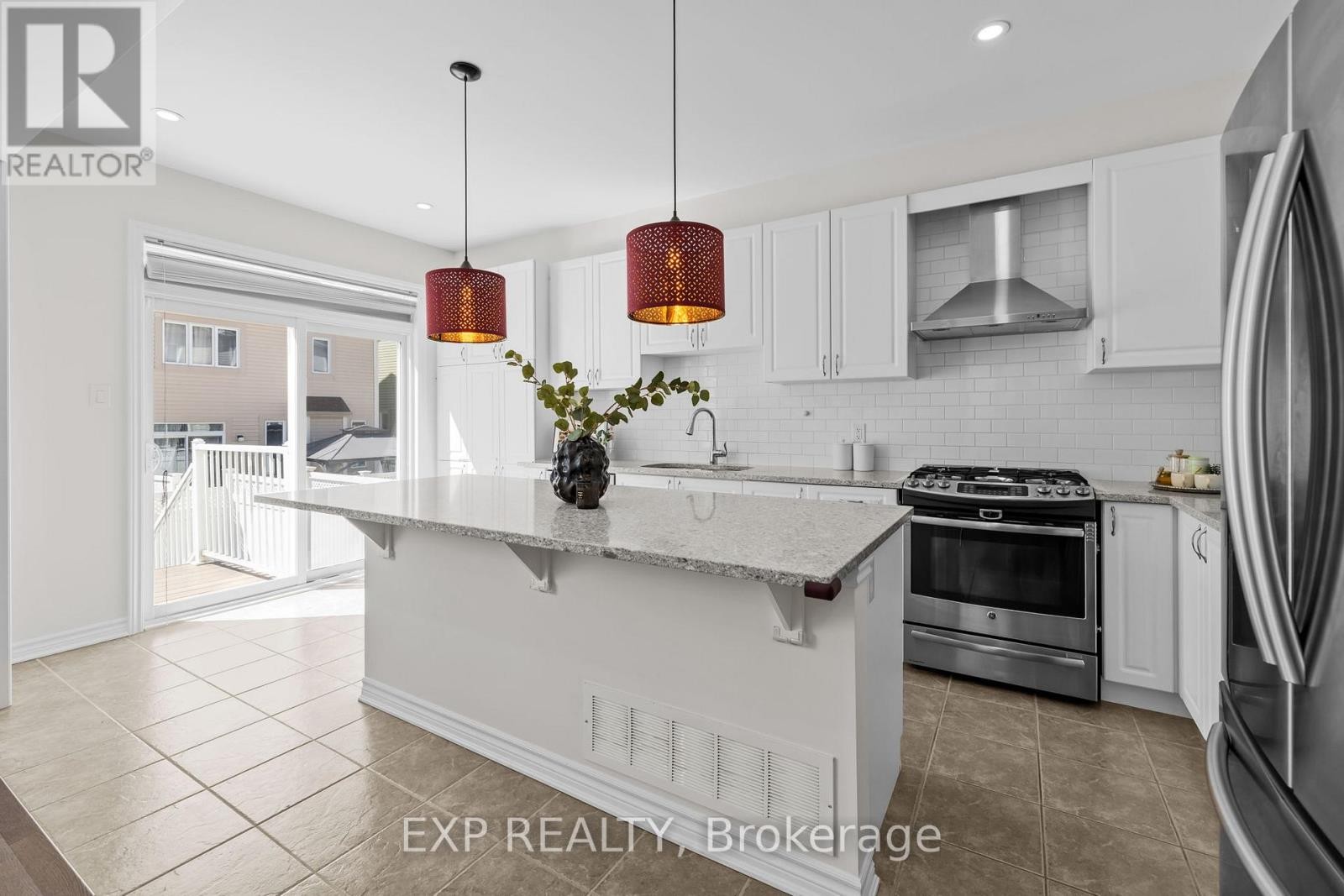 












255 RIVERTREE STREET

,
Ottawa,




Ontario
K2M0J6

