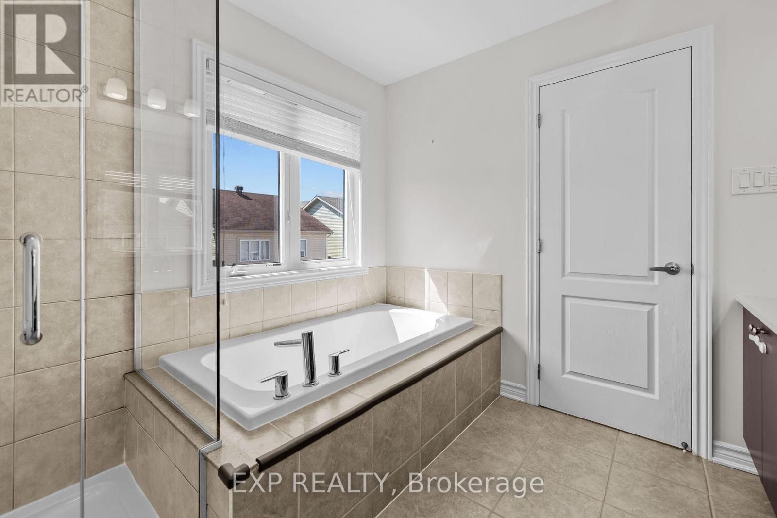 












255 RIVERTREE STREET

,
Ottawa,




Ontario
K2M0J6

