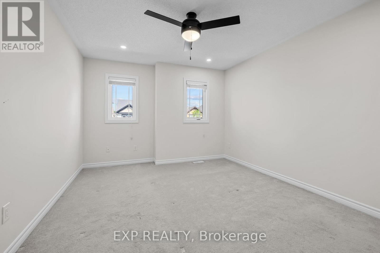 












255 RIVERTREE STREET

,
Ottawa,




Ontario
K2M0J6

