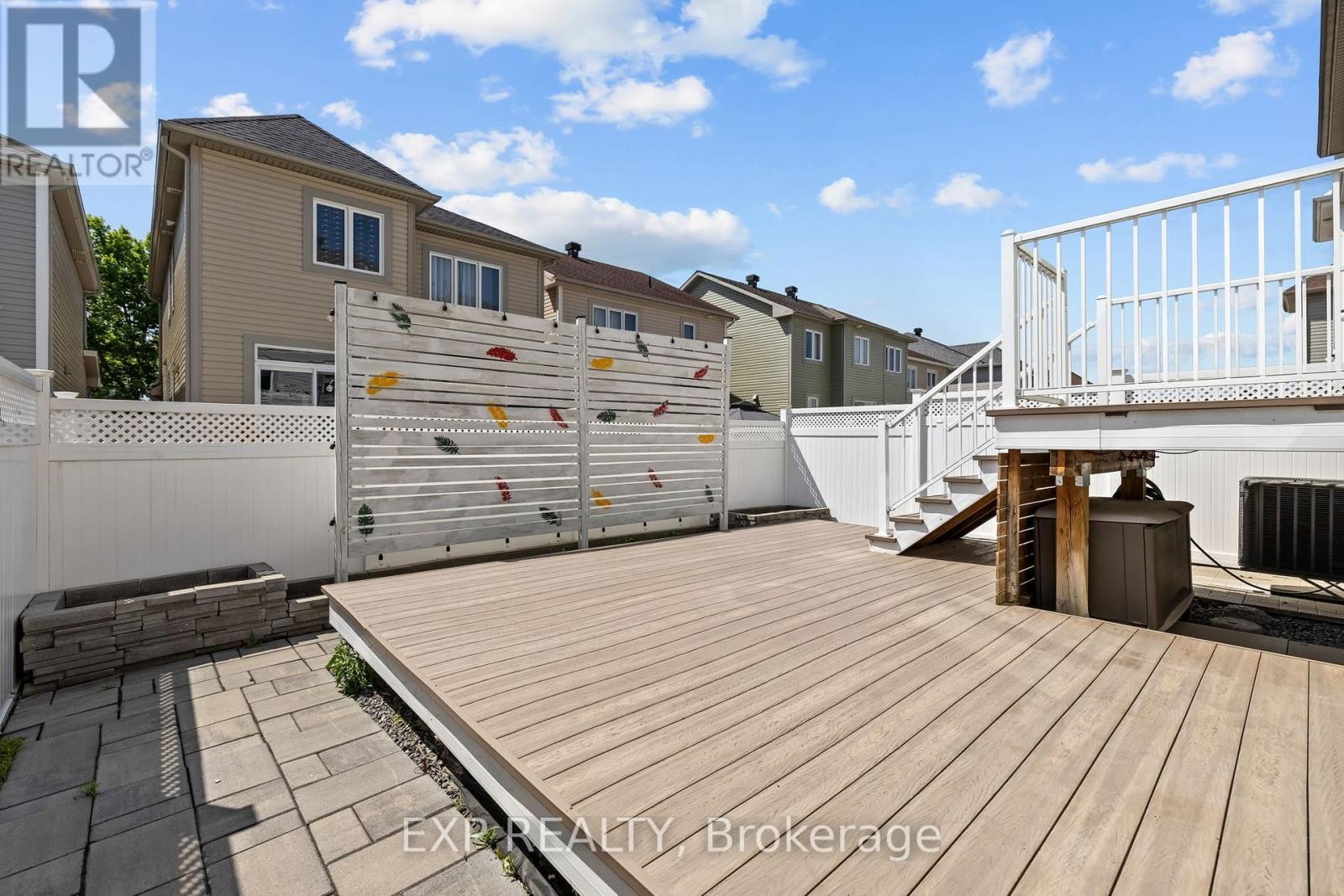












255 RIVERTREE STREET

,
Ottawa,




Ontario
K2M0J6


