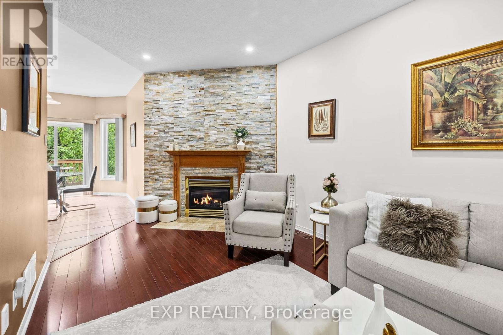 












336 WISTERIA CRESCENT

,
Ottawa,




Ontario
K1V0N5


