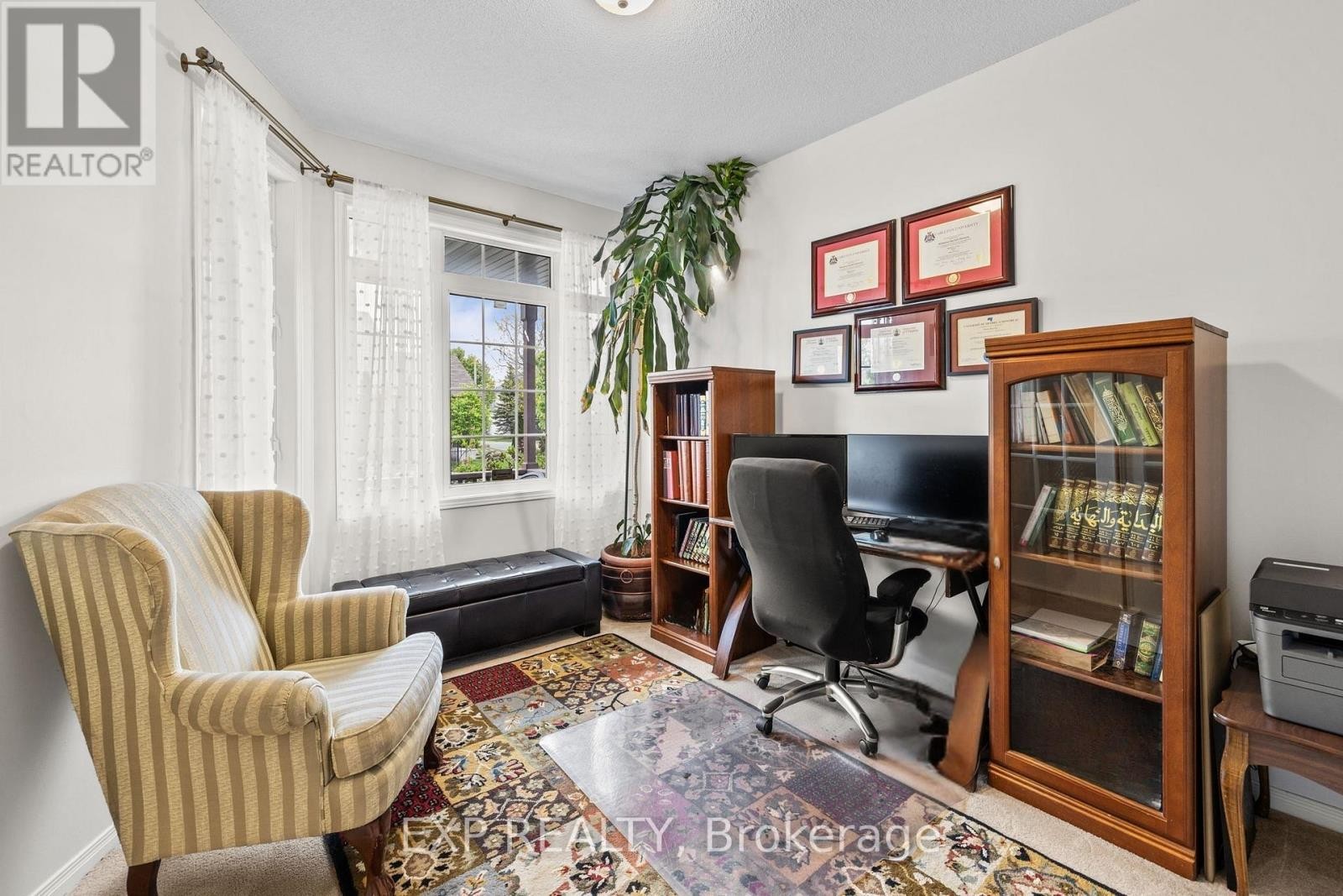 












336 WISTERIA CRESCENT

,
Ottawa,




Ontario
K1V0N5

