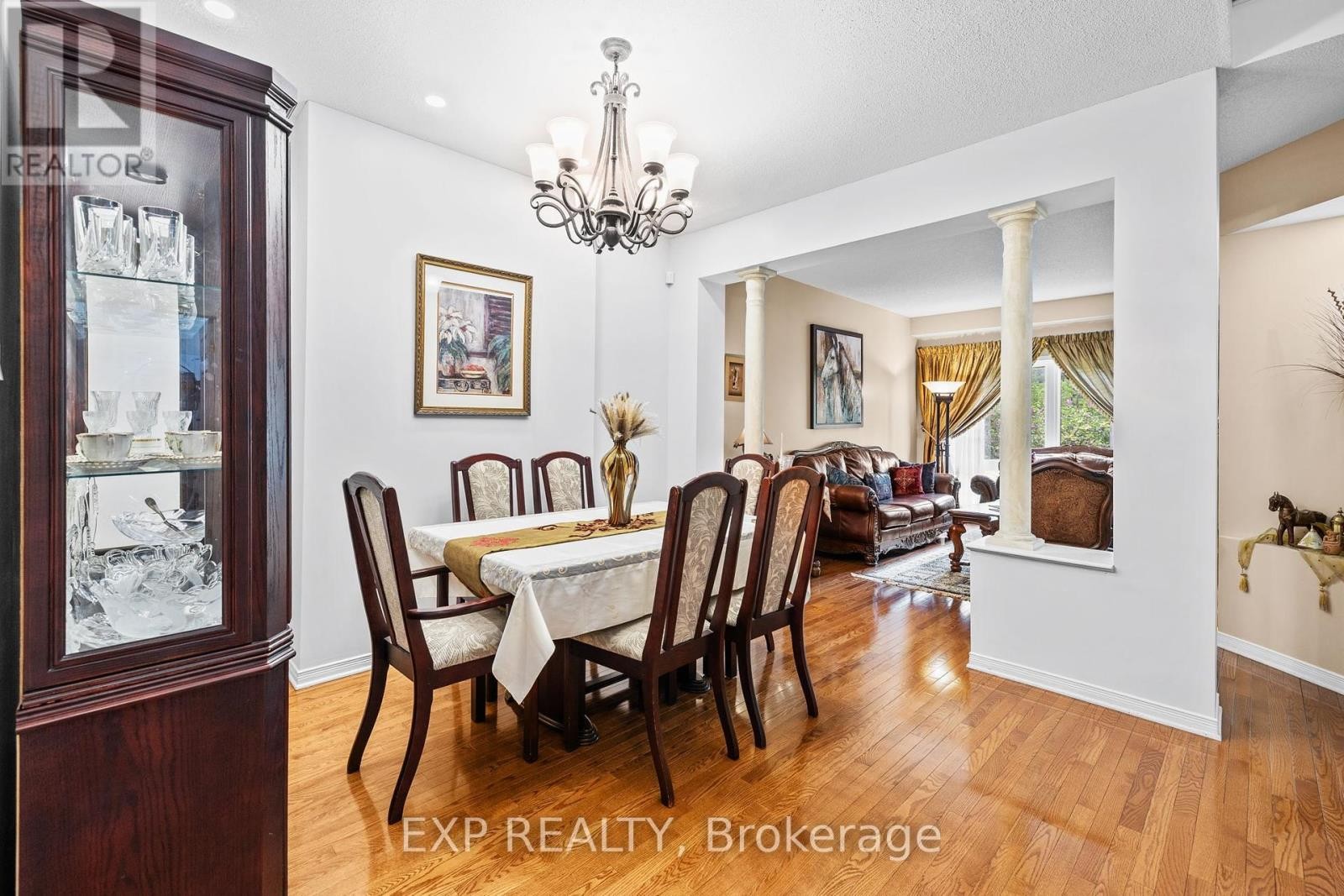 












336 WISTERIA CRESCENT

,
Ottawa,




Ontario
K1V0N5

