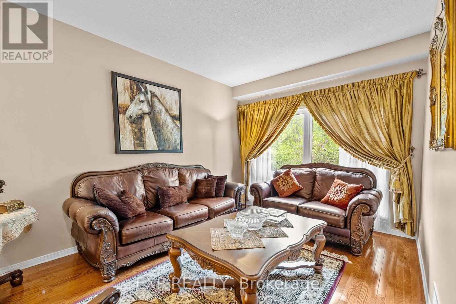 












336 WISTERIA CRESCENT

,
Ottawa,




Ontario
K1V0N5

