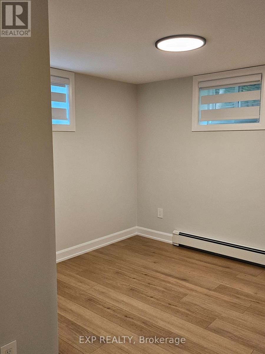 












3 - 555 CHURCHILL AVENUE N

,
Ottawa,




Ontario
K1Z5E6

