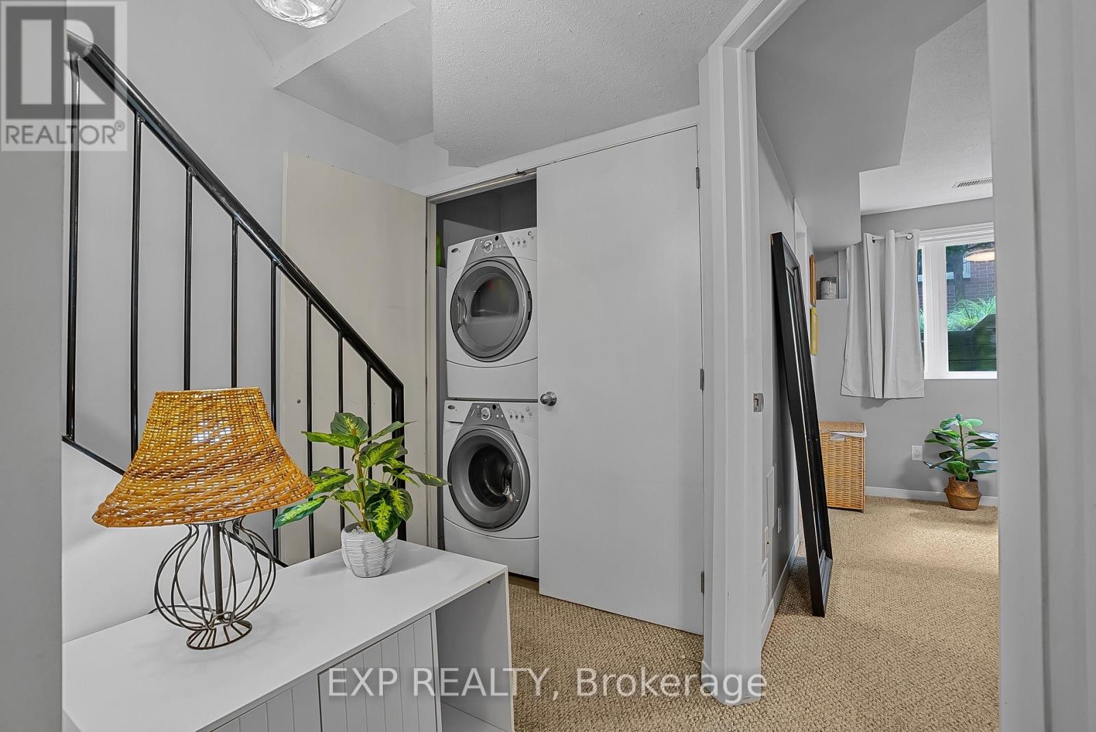 












14 - 797 MONTREAL ROAD

,
Ottawa,




Ontario
K1K0S9

