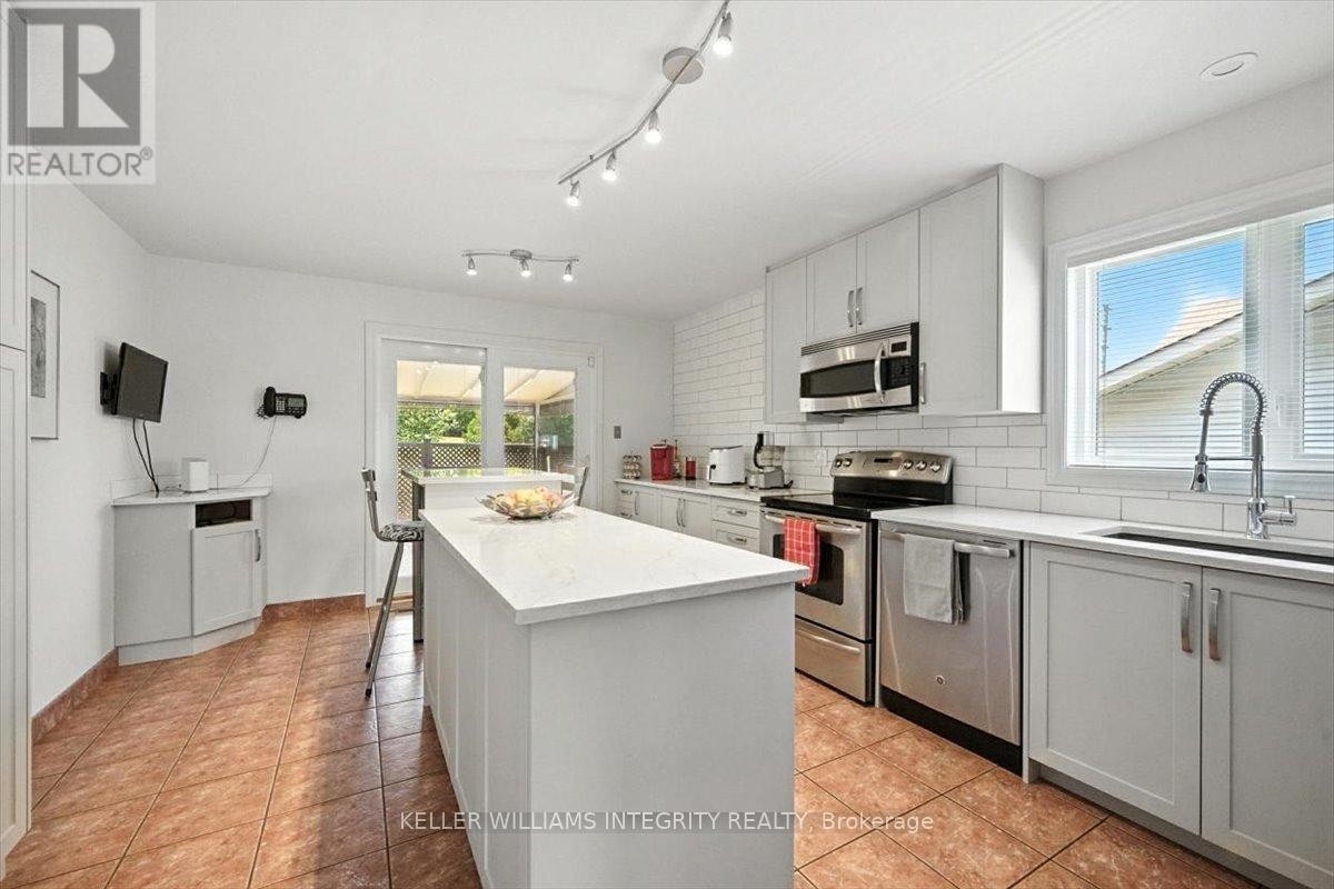 












6524 RICHER DRIVE

,
Ottawa,




Ontario
K1C3G4

